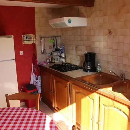 Champetre Avec Peche, Animaux Admis - Fr-1-585-6 * Halles-sous-les-Cotes