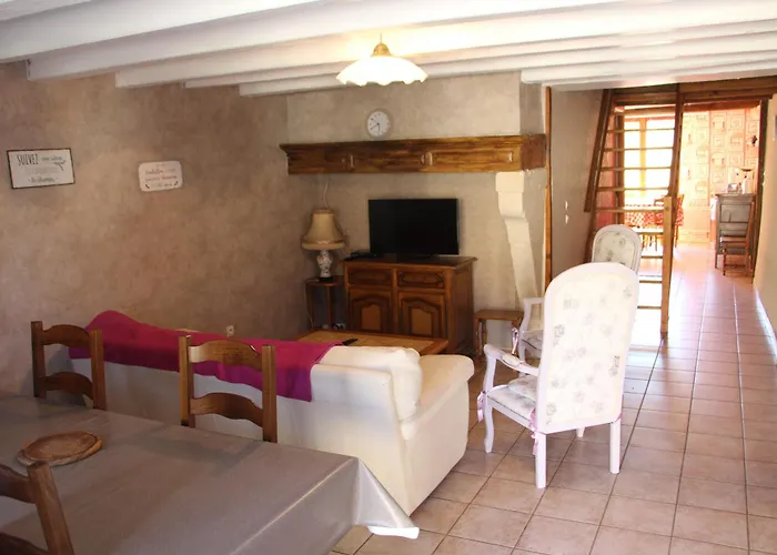 Champetre Avec Peche, Animaux Admis - Fr-1-585-6 * Halles-sous-les-Cotes