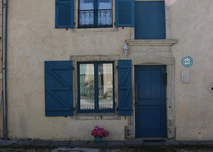 Champetre Avec Peche, Animaux Admis - Fr-1-585-6