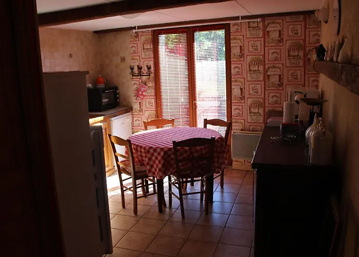 Prázdninový dům Champetre Avec Peche, Animaux Admis - Fr-1-585-6 Halles-sous-les-Cotes